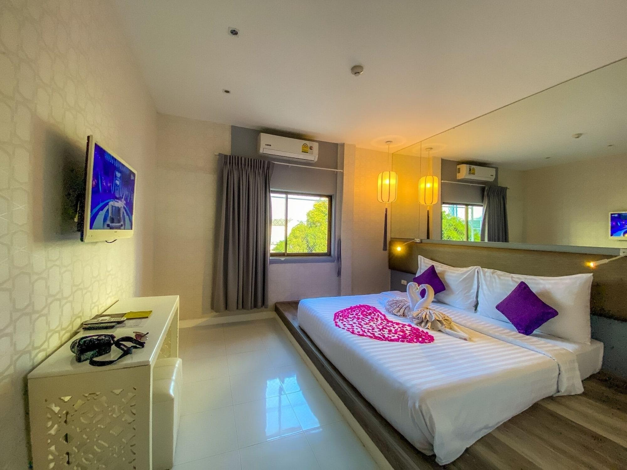 Sino Imperial Phuket - Sha Plus Hotel Екстериор снимка